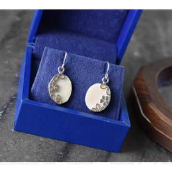 925 Sterling Silver Mother OF Pearl Earrings