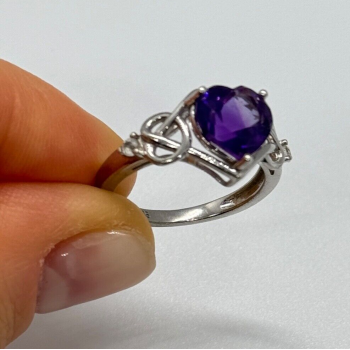 925 Sterling Silver Amethyst & Goshenite Heart Ring Size 6