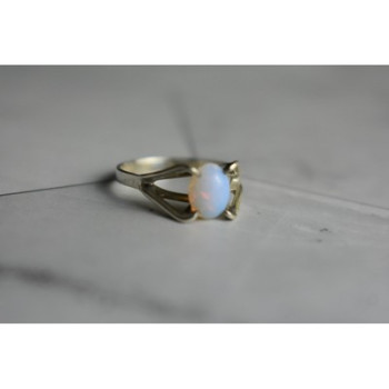 925 Sterling Silver Opal Ring Size 6.5