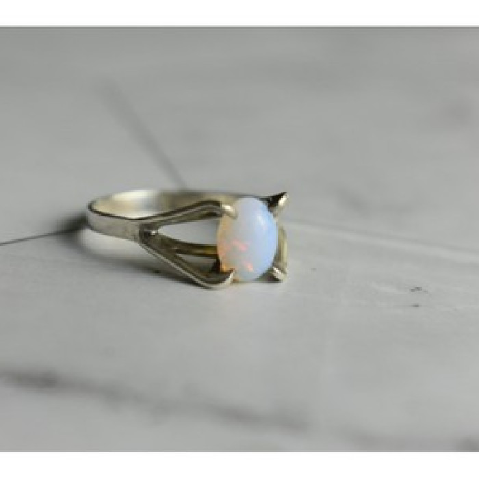 925 Sterling Silver Opal Ring Size 6.5