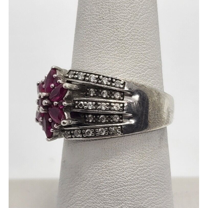 925 Sterling Silver Topaz Ring Size 7