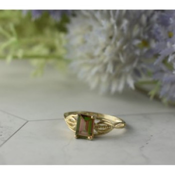 925 Sterling Silver Spinel Ring Size 6.5