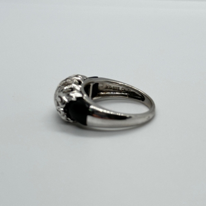 925 Sterling Silver Black Agate & Diamonds Ring Size 7.5