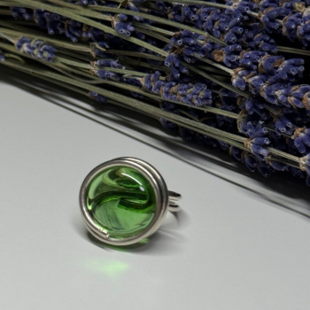 Modern Art Design Green CZ Ring Size 6