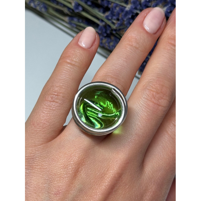 Modern Art Design Green CZ Ring Size 6