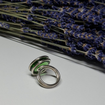 Modern Art Design Green CZ Ring Size 6