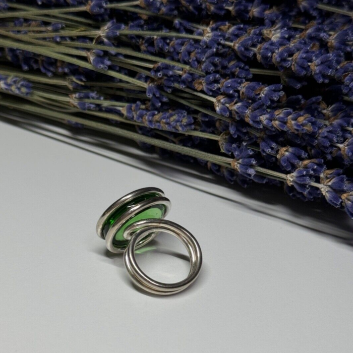 Modern Art Design Green CZ Ring Size 6