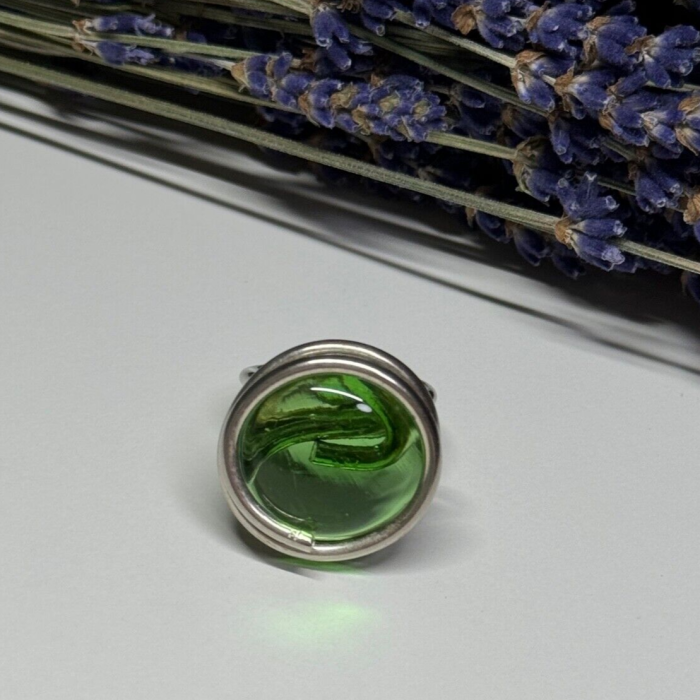 Modern Art Design Green CZ Ring Size 6
