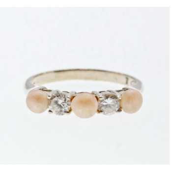 Avon 925 Sterling Silver Pearls & CZ Ring Size 7