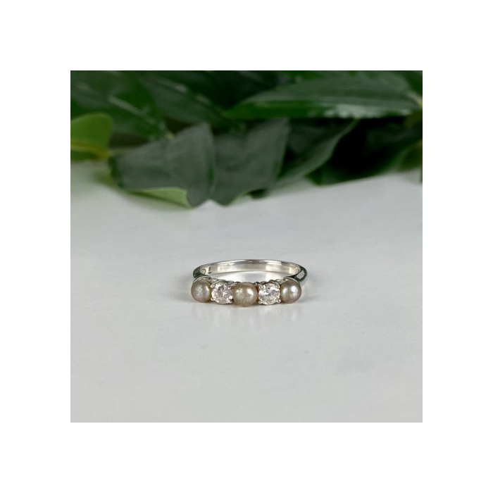 Avon 925 Sterling Silver Pearls & CZ Ring Size 7