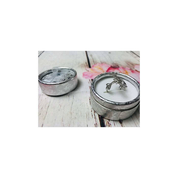 925 Sterling Silver Small Colorless Topaz Ring Size 8