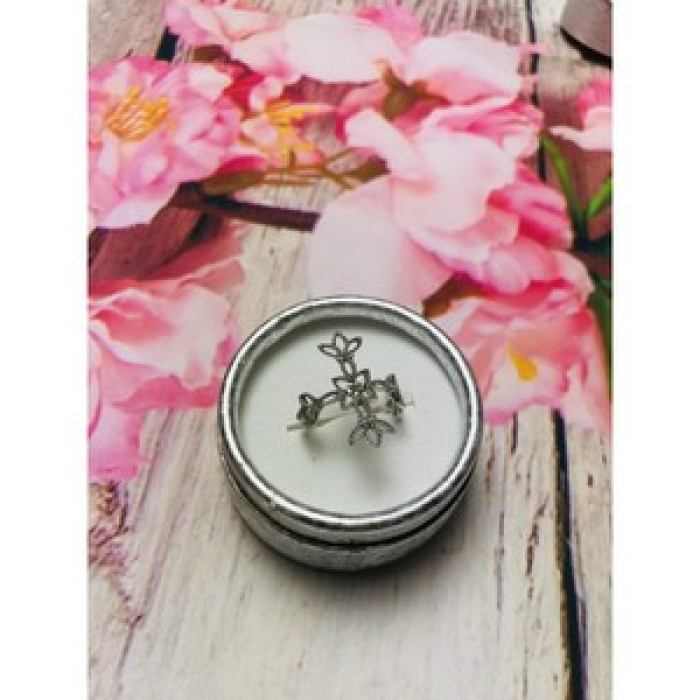 925 Sterling Silver Small Colorless Topaz Ring Size 8
