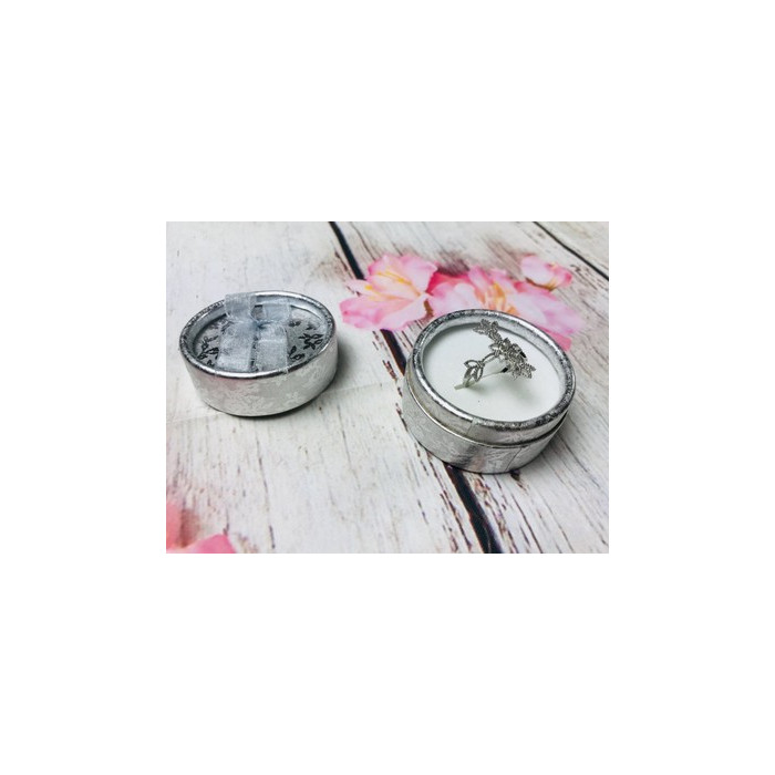 925 Sterling Silver Small Colorless Topaz Ring Size 8