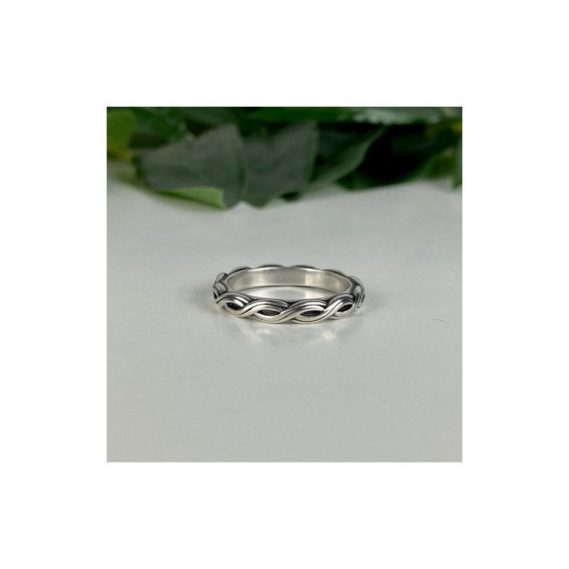 925 Sterling Silver Ring Size 10