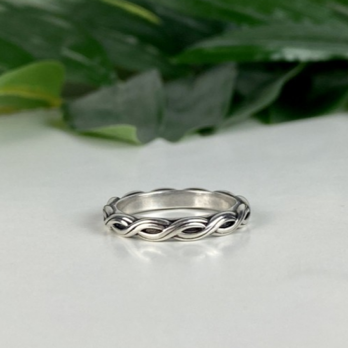 925 Sterling Silver Ring Size 10