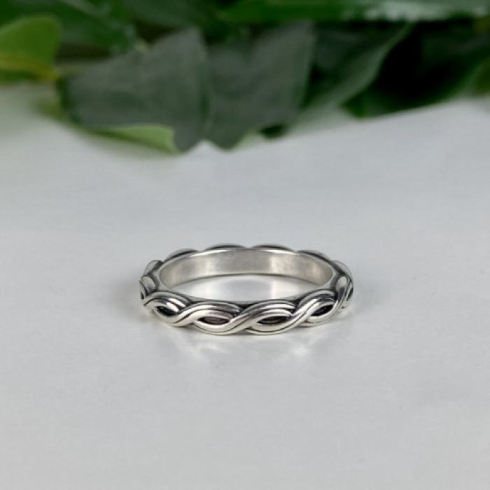 925 Sterling Silver Ring Size 10