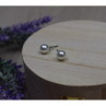 Stud Earrings with Pearls