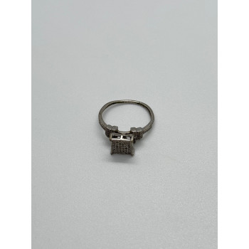 925 Sterling Silver CZ Ring Size 6