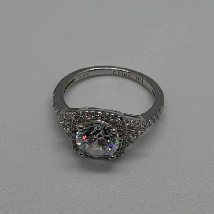 925 Sterling Silver CZ Ring Size 9.5