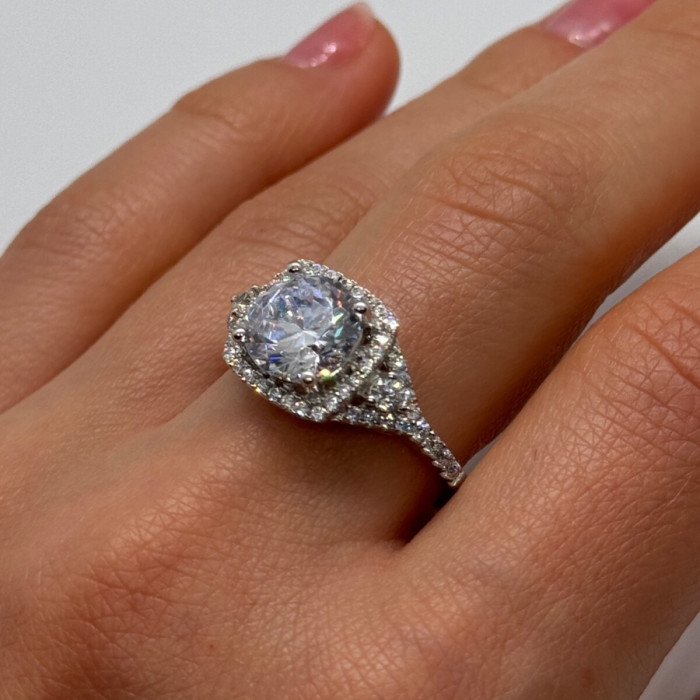 925 Sterling Silver CZ Ring Size 9.5