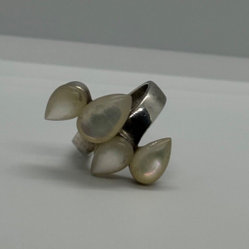925 Sterling Silver Mother OF Pearl Ring Size 7