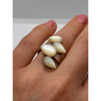 925 STERLING SILVER  MOTHER OF PEARL RING SIZE 7