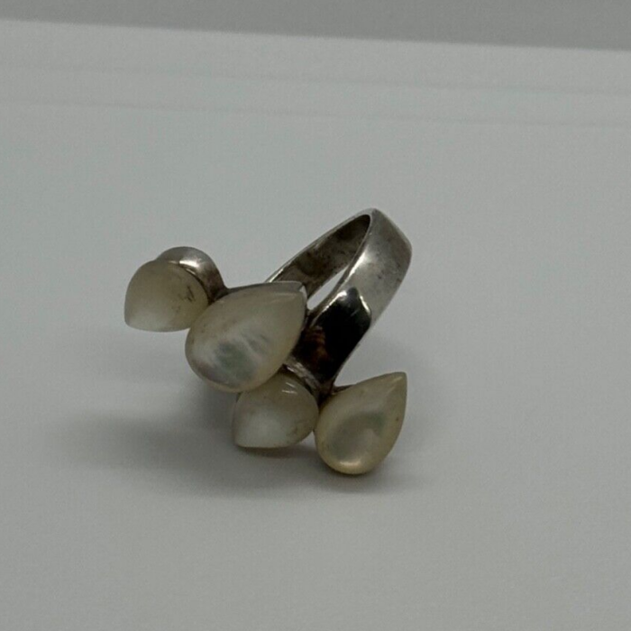 925 Sterling Silver Mother OF Pearl Ring Size 7
