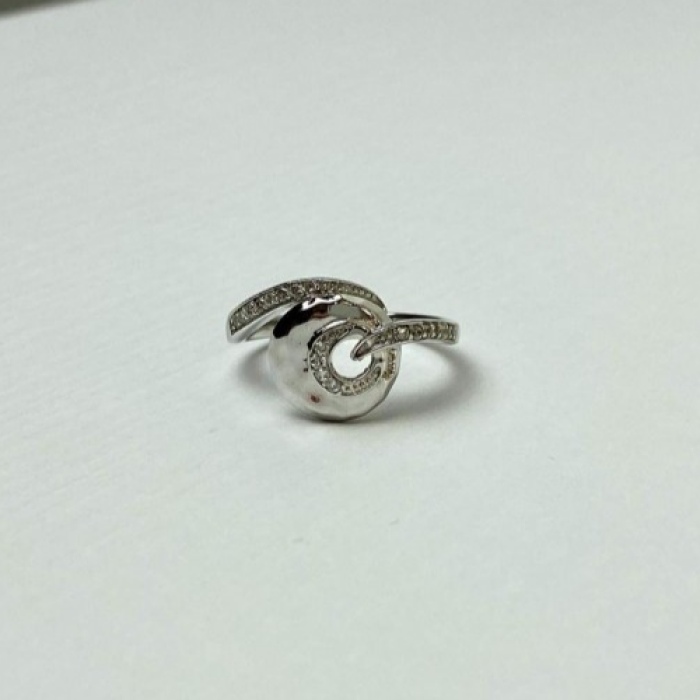 925 Sterling Silver CZ Ring Size 6.5 Italy