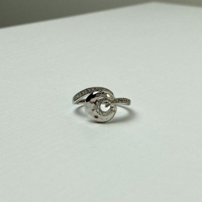 925 Sterling Silver CZ Ring Size 6.5 Italy