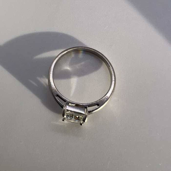925 Sterling Silver & CZ Ring Size 7