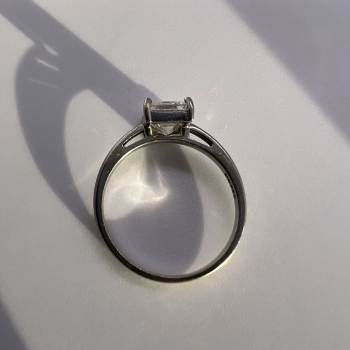 925 Sterling Silver & CZ Ring Size 7