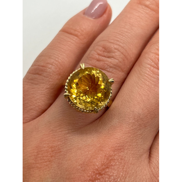 10K YELLOW GOLD RING CITRINE  SIZE 6