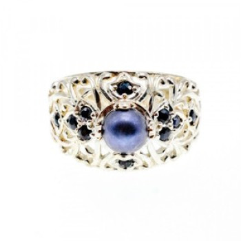 925 Sterling Silver Pearl & Sapphires Ring Size 6.75