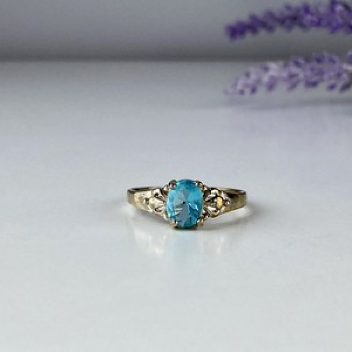 925 Sterling Silver Blue Topaz Ring Size 10
