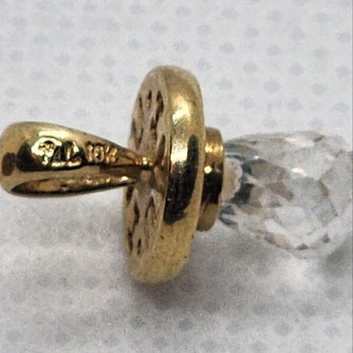 10K Yellow Gold Crystal Swarovski Pendant