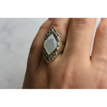 925 STERLING SILVER MOTHER OF PEARL & MARCASITES RING SIZE 6.5