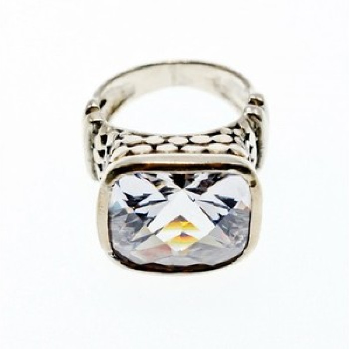 925 Sterling Silver CZ Ring Size 6.5