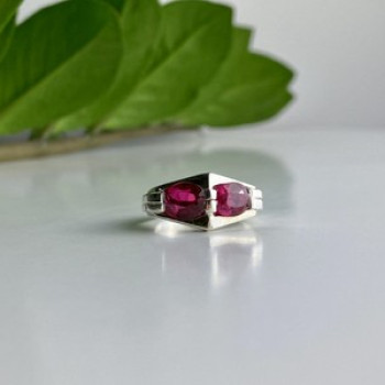 925 Sterling Silver Pink Spinel Ring Size 5.5
