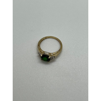 10K YELLOW GOLD RING  WITH EMERALD & DIAMONDS  SIZE 6