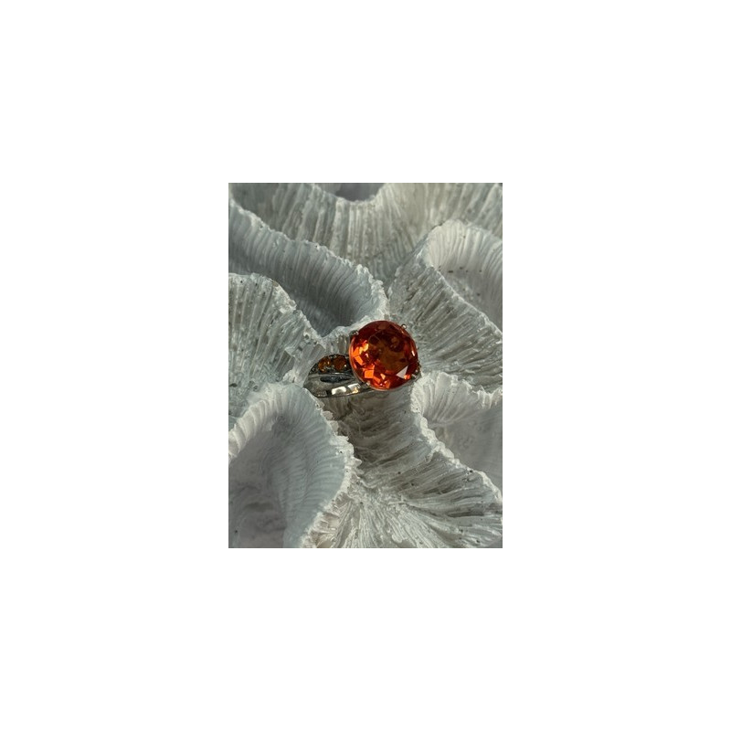 925 STERLING SILVER ORANGE SPINEL RING SIZE 6