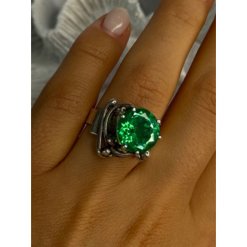 Vintage Elegant Design 925 Sterling Silver Green Spinel Ring Sizable