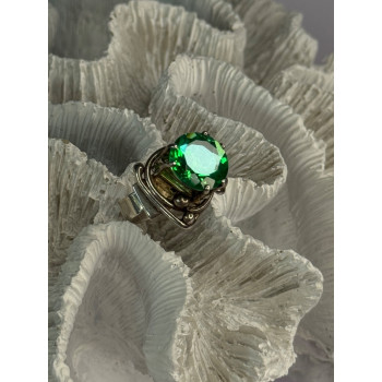 Vintage Elegant Design 925 Sterling Silver Green Spinel Ring Sizable