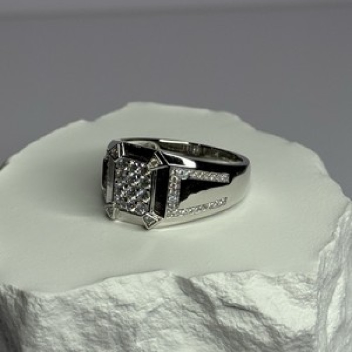 925 Sterling Silver CZ Men'S Ring Size 12