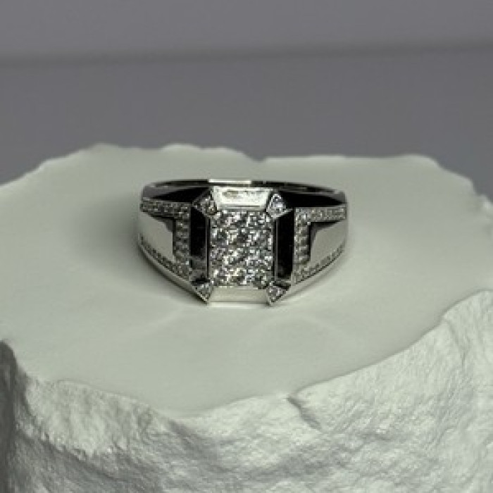 925 Sterling Silver CZ Men'S Ring Size 12