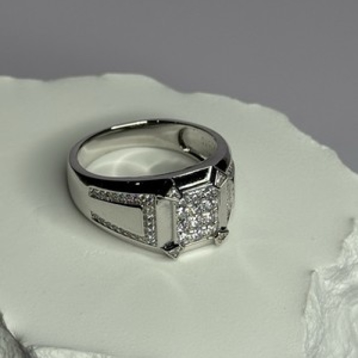 925 Sterling Silver CZ Men'S Ring Size 12