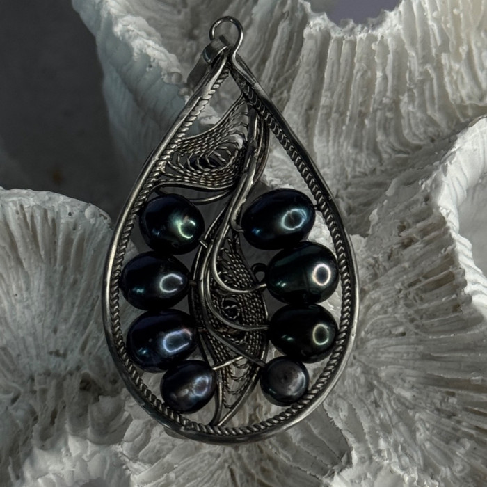 925 Sterling Silver Black Pearls Pendant Length 2.1 Inch