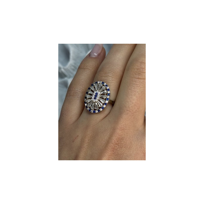 Beautiful 925 Sterling Silver CZ Ring Size 7.5