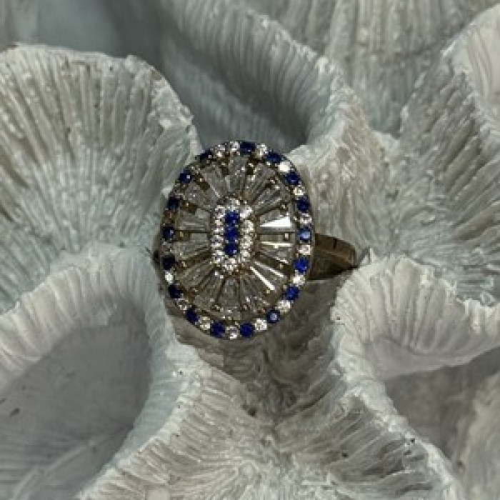 Beautiful 925 Sterling Silver CZ Ring Size 7.5