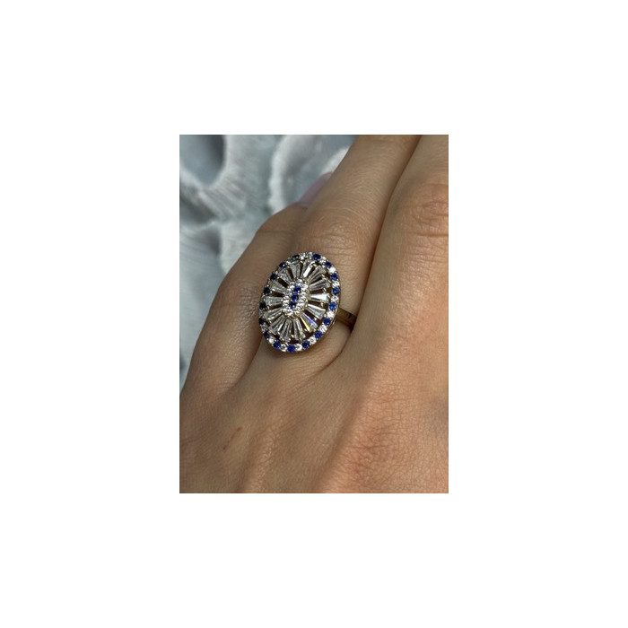 Beautiful 925 Sterling Silver CZ Ring Size 7.5