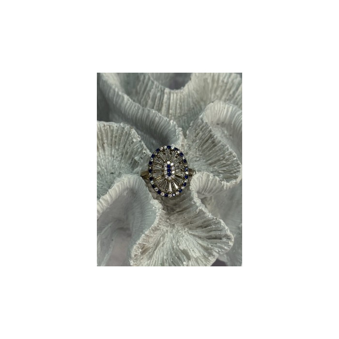 Beautiful 925 Sterling Silver CZ Ring Size 7.5